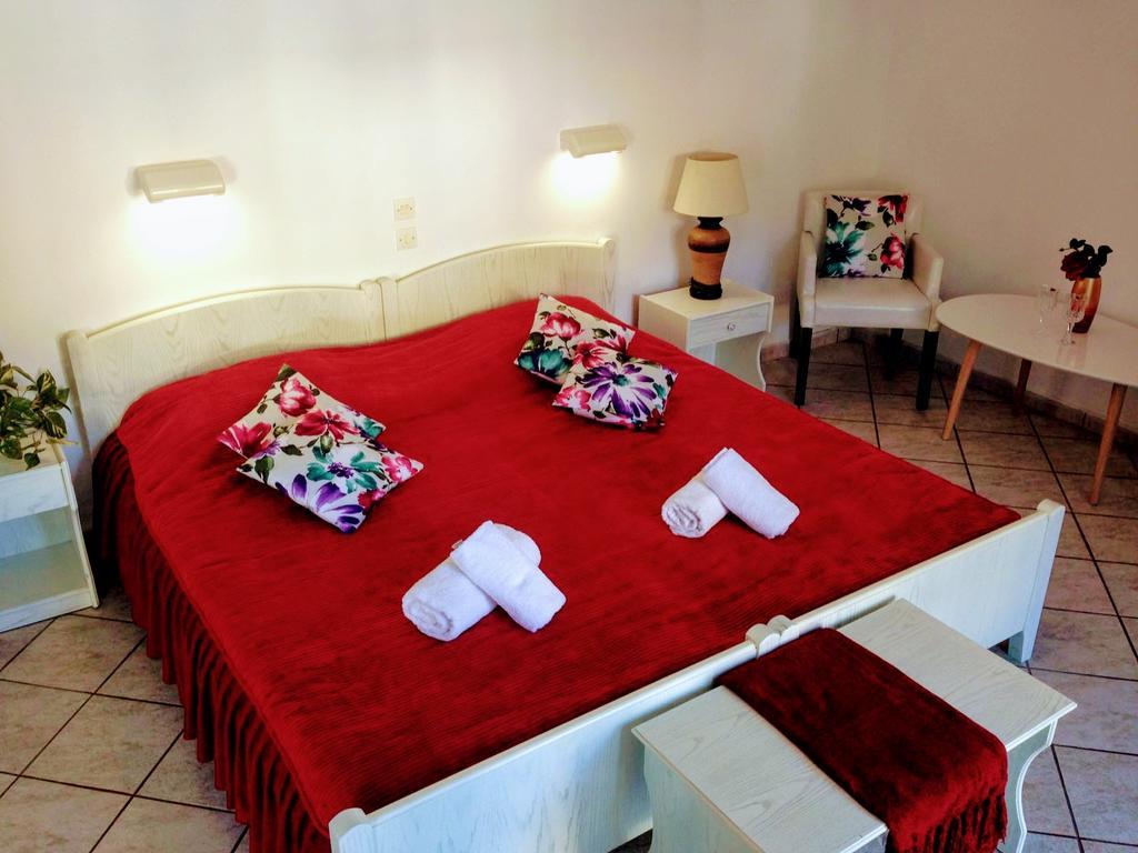 Apart Hotel Blumarin Agios Gordios  Exterior photo