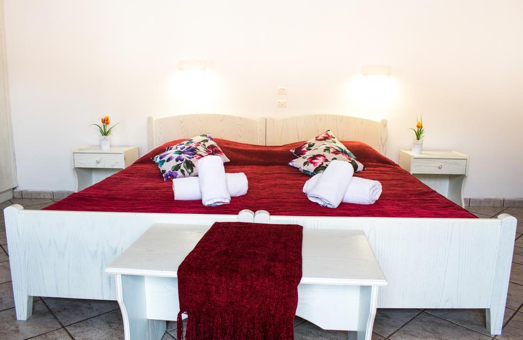 Apart Hotel Blumarin Agios Gordios  Exterior photo